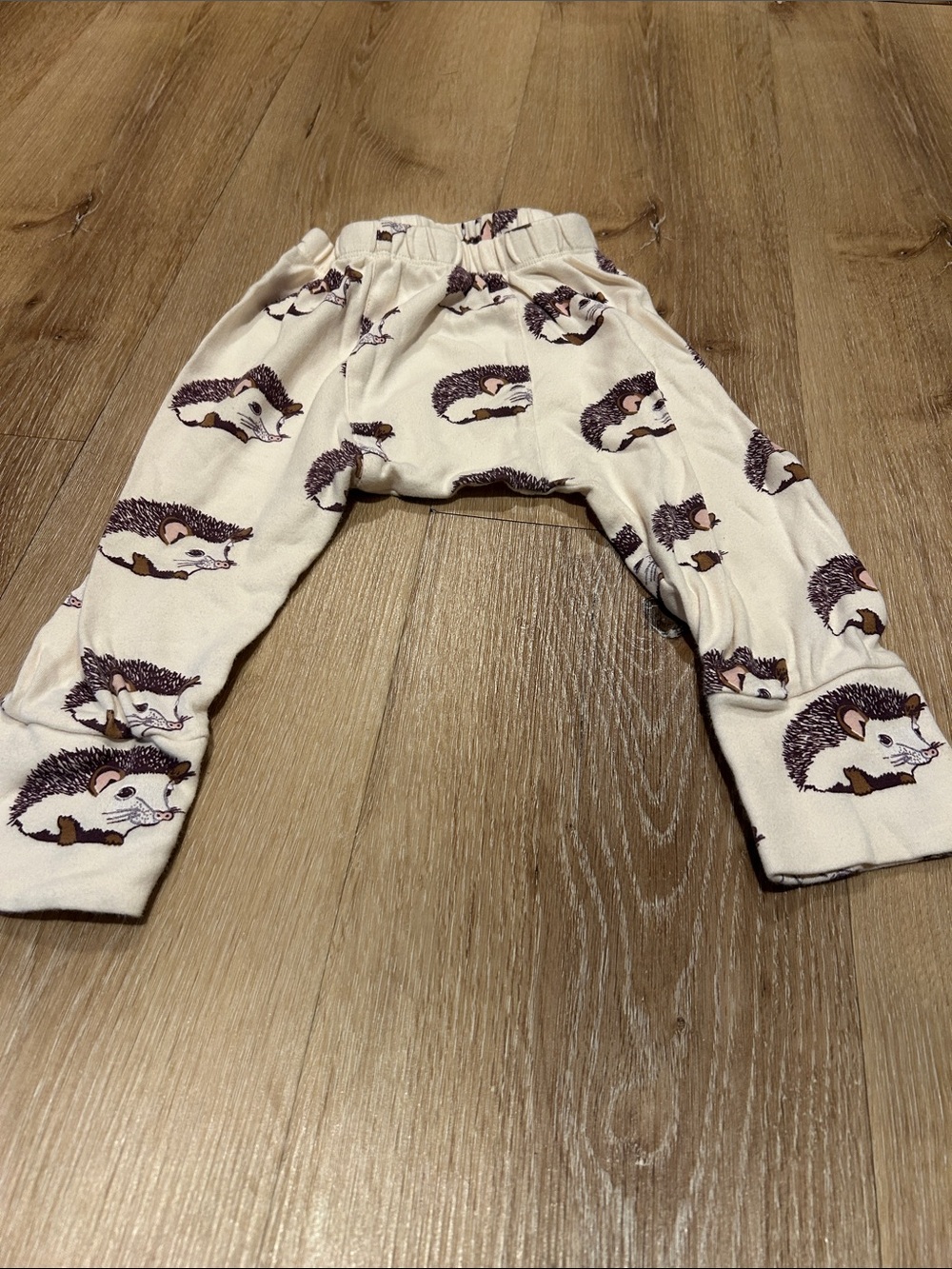 kate quinn Cream Hedgehog Print Lounge Pants